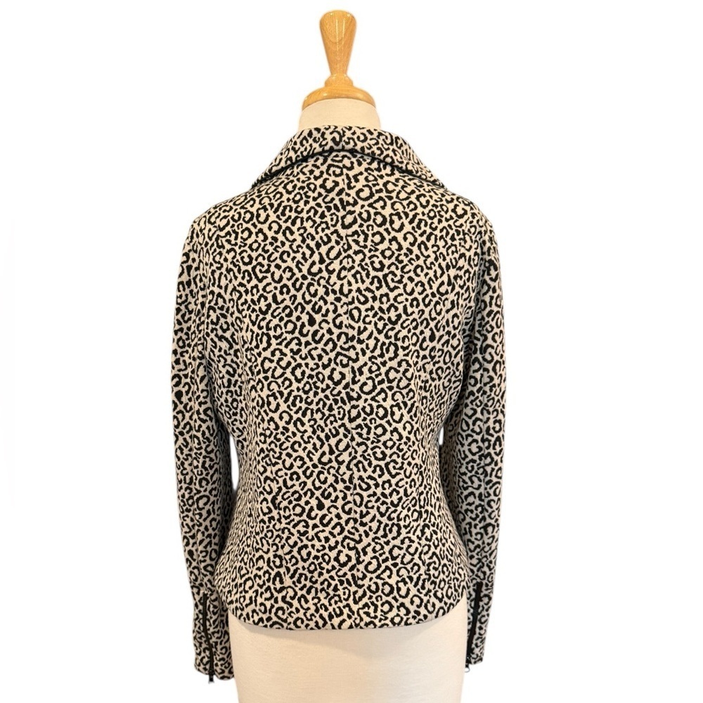 Valerie Bertinelli Leopard Print Open Front Blazer Soft Comfortable Size Medium - Picture 4 of 10